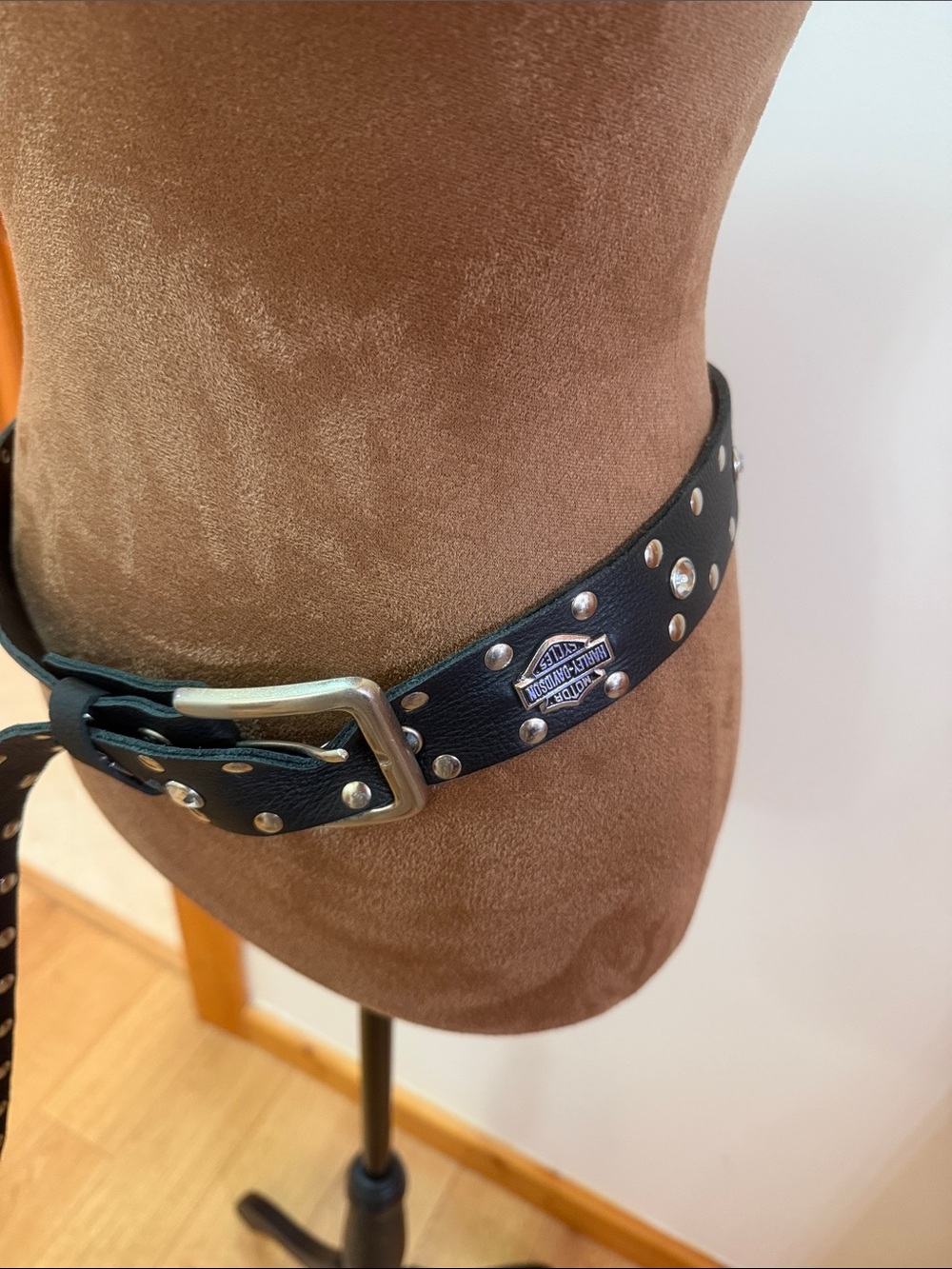 Harley-Davidson Black Leather Studded Belt with Crystals and Silver Logo Emblems - Picture 8 of 11
